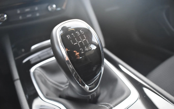 Opel Insignia cena 61100 przebieg: 59219, rok produkcji 2019 z Gryfino małe 562